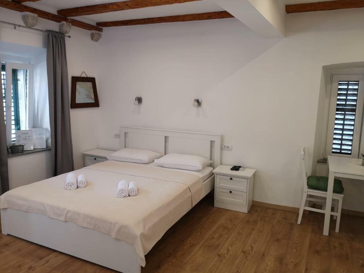 Nocturno Apartment